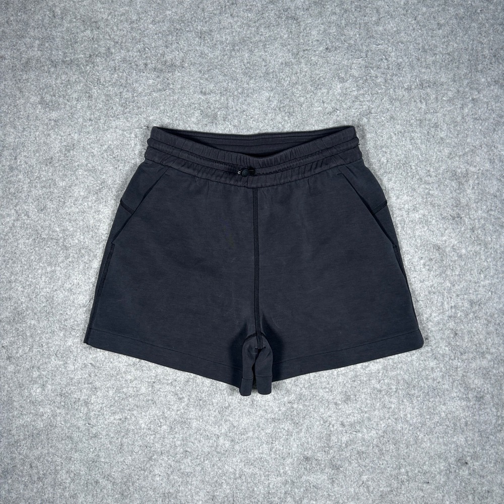 Lululemon Shorts Womens 4 Black Softstreme High-Rise 4" Athletic Lounge Yoga